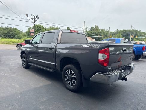 Used 2019 Toyota Tundra SR5 w/ TRD Off Road Package AWD/4WD image 6