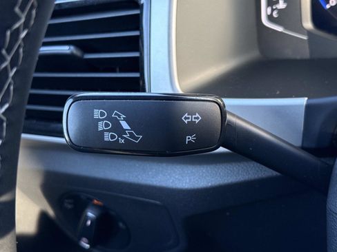 Used 2023 Volkswagen Atlas SE image 9