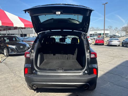 Used 2025 Ford Escape ST-Line image 17