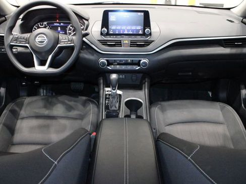 Used 2022 Nissan Altima 2.5 SV image 29