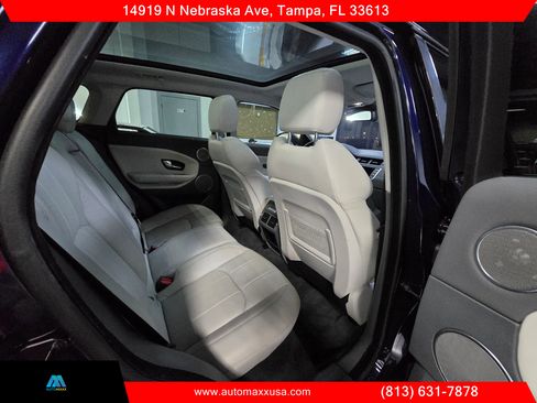 Used 2018 Land Rover Range Rover Evoque SE image 26