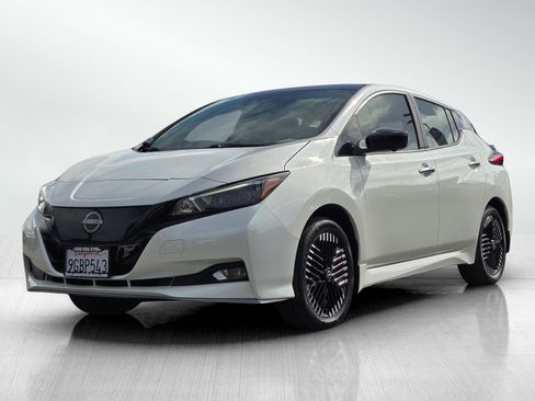 Used 2023 Nissan Leaf SV Plus image 8