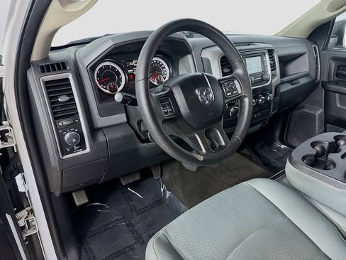 Used 2016 RAM 1500 Express RWD image 10