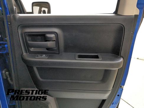Used 2018 RAM 1500 Express w/ Express Value Package AWD/4WD image 27