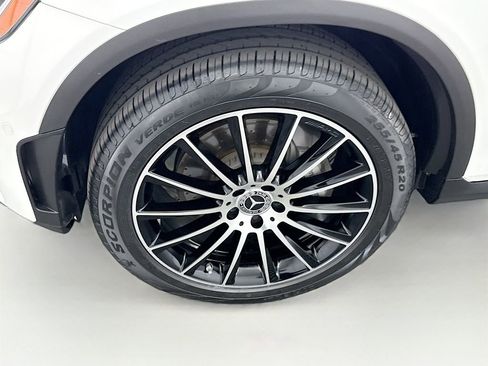 Certified 2022 Mercedes-Benz GLC 300 image 28