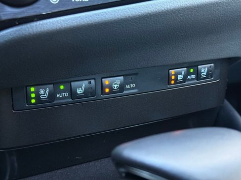 Certified 2025 Lexus ES 300h w/ Premium Package image 22