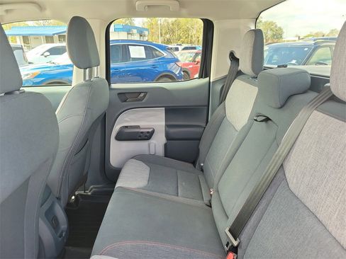 Used 2022 Ford Maverick XLT image 8