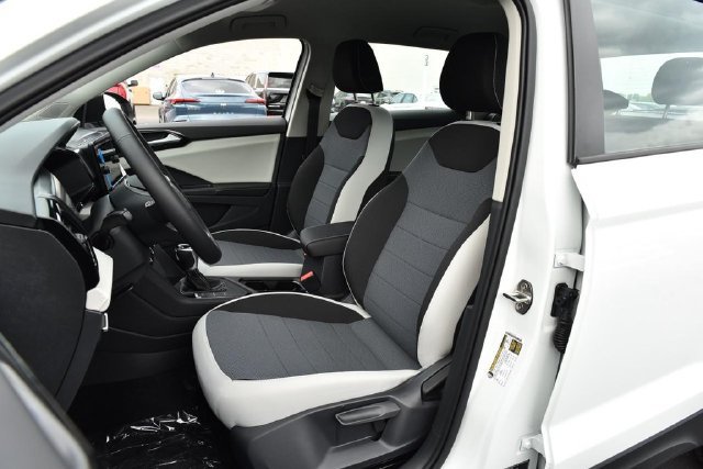 New 2027 Volkswagen Taos S FWD image 17