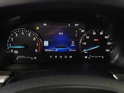 Used 2020 Ford Explorer XLT w/ Equipment Group 202A AWD/4WD image 20
