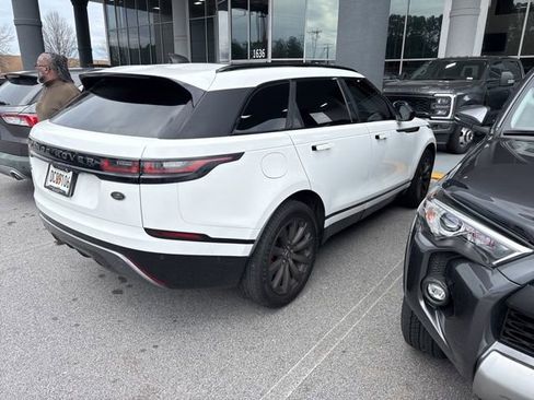 Used 2018 Land Rover Range Rover Velar R-Dynamic SE image 10