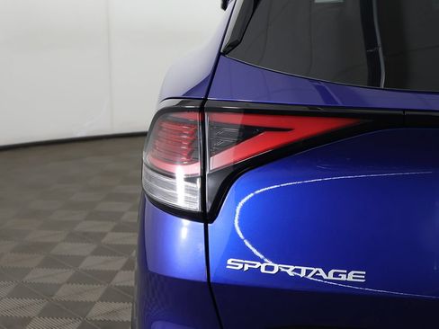 Used 2023 Kia Sportage X-Line w/ X-Line Premium Package AWD/4WD image 16
