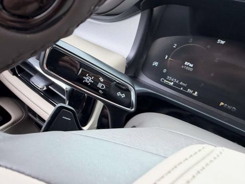 Certified 2023 Lincoln Aviator AWD w/ Premium Package image 30
