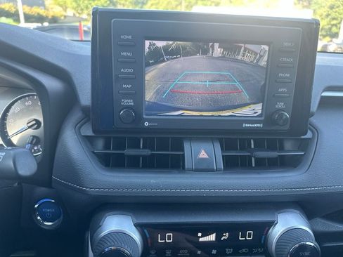 Used 2021 Toyota RAV4 XLE w/ Convenience Package AWD/4WD image 12