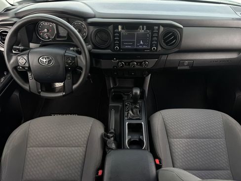 Used 2020 Toyota Tacoma SR w/ SR Convenience Package RWD image 10