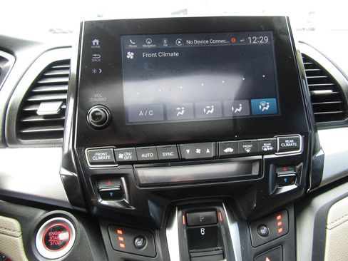 Used 2018 Honda Odyssey Touring image 38