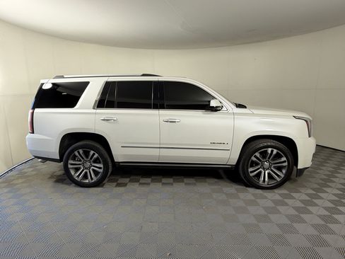 Used 2018 GMC Yukon Denali w/ Denali Ultimate Package AWD/4WD image 8