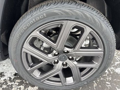 New 2026 Jeep Compass Latitude image 25