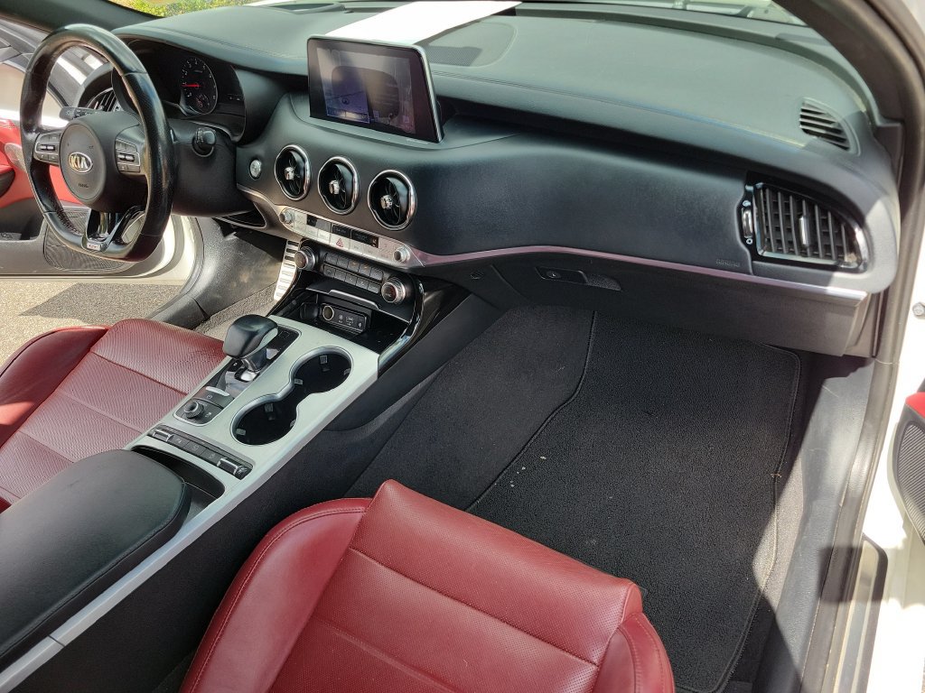 Used 2019 Kia Stinger GT2 RWD image 11
