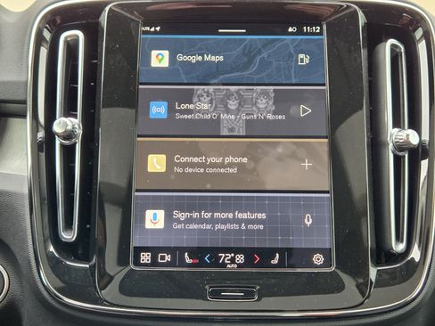 Used 2025 Volvo XC40 B5 Core w/ Protection Package image 25