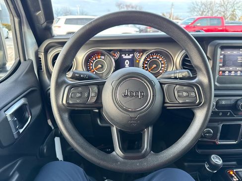 Certified 2022 Jeep Wrangler Unlimited Sport image 16