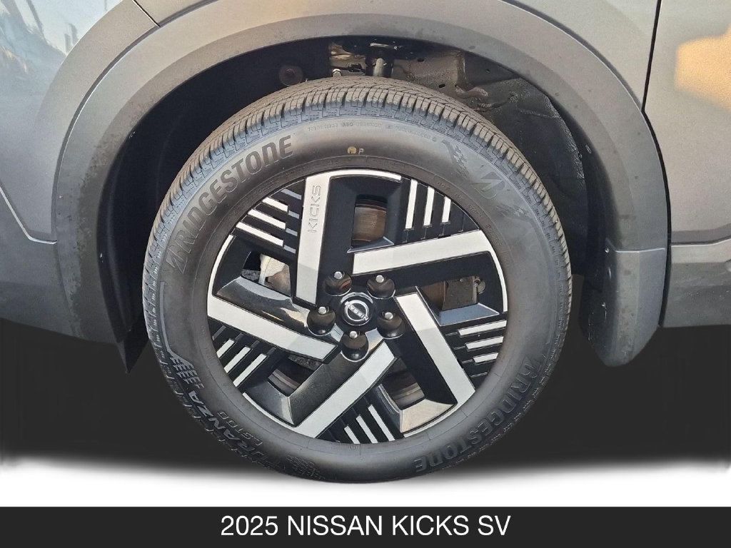 Certified 2025 Nissan Kicks SV FWD image 11