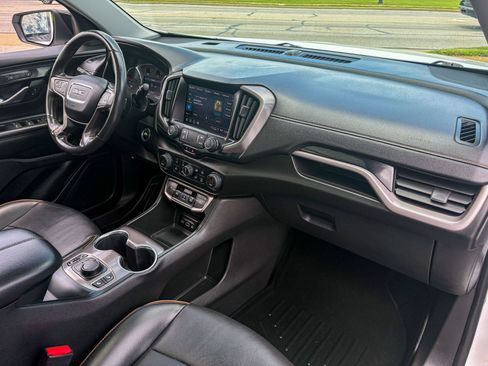 Used 2022 GMC Terrain AT4 AWD/4WD image 27