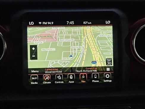 Used 2023 Jeep Wrangler Unlimited Rubicon w/ LED Lighting Group AWD/4WD image 13