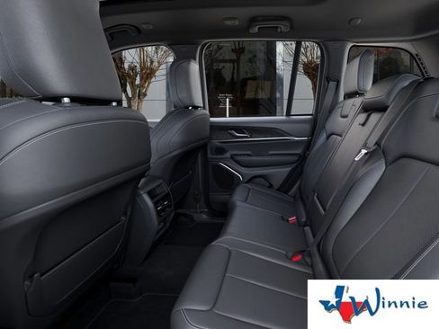 New 2026 Jeep Grand Cherokee Limited AWD/4WD image 27