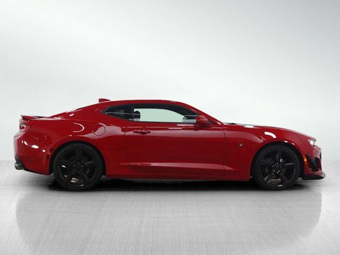 Used 2018 Chevrolet Camaro SS image 6