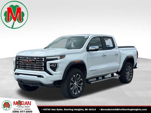 Used 2024 GMC Canyon Denali AWD/4WD image 1