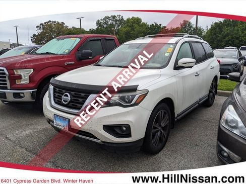 Certified 2018 Nissan Pathfinder Platinum image 1