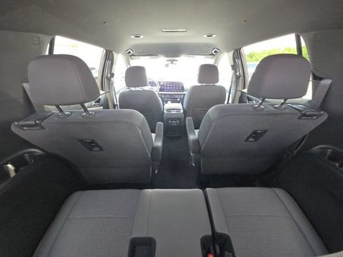 Used 2025 Chevrolet Traverse LT w/ LPO, Floor Liner Package FWD image 13