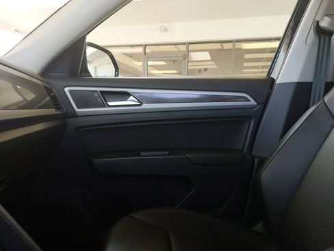 Used 2019 Volkswagen Atlas SE w/ Towing Package AWD/4WD image 26