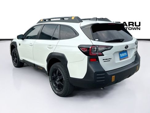 Used 2023 Subaru Outback Wilderness AWD/4WD image 5