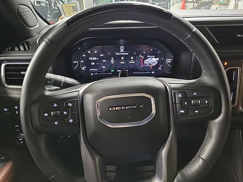 Used 2024 GMC Yukon Denali Ultimate image 12