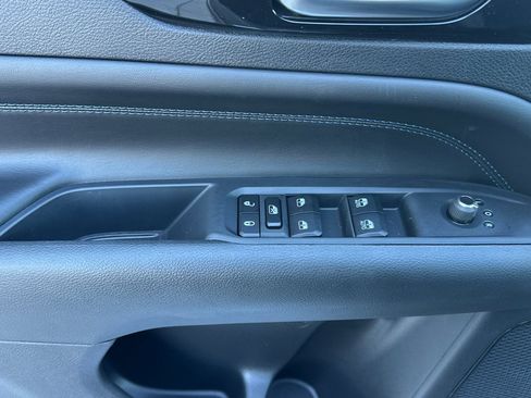 New 2026 Jeep Compass Latitude image 12