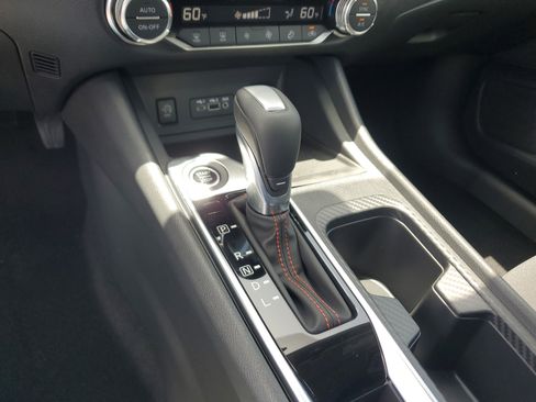 New 2025 Nissan Sentra SR w/ Midnight Edition image 25