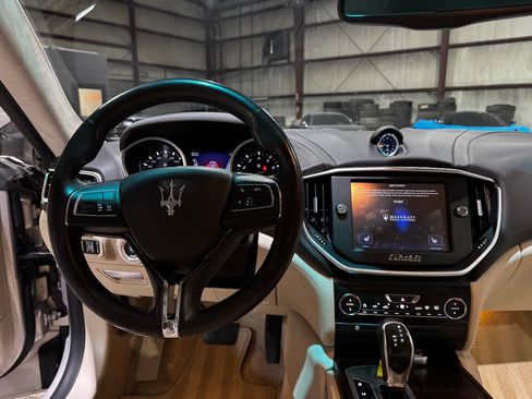 Used 2014 Maserati Ghibli S Q4 image 28