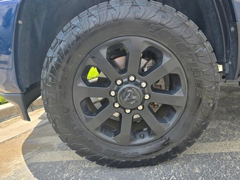 Used 2023 RAM 2500 Laramie w/ Night Edition AWD/4WD image 17