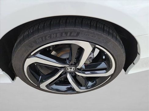 Used 2022 Honda Accord Sport image 13