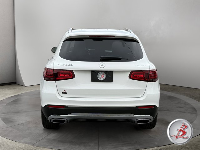 Used 2022 Mercedes-Benz GLC 300 4MATIC w/ Multimedia Package Lite image 6