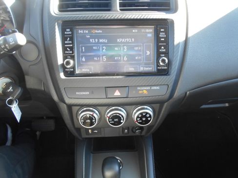 Used 2023 Mitsubishi Outlander Sport AWD image 11