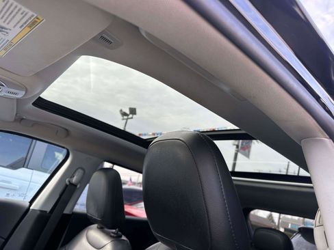 Used 2019 Jeep Compass Limited image 19