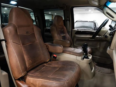 Used 2006 Ford F250 King Ranch image 10