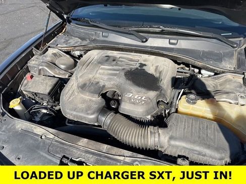 Used 2019 Dodge Charger SXT w/ Leather Interior Group image 29