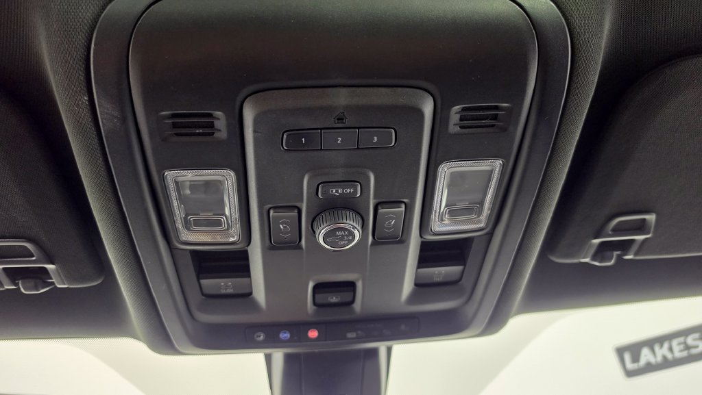 Used 2021 GMC Yukon SLT w/ SLT Luxury Plus Package AWD/4WD image 49