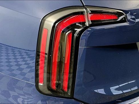 Certified 2023 Kia Telluride SX X-Line AWD/4WD image 22