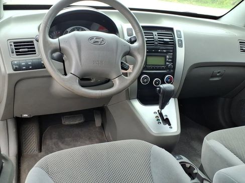 Used 2009 Hyundai Tucson SE AWD/4WD image 19