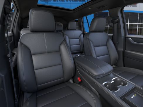 New 2026 GMC Acadia Elevation w/ Black Edition FWD image 17