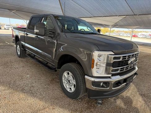 New 2026 Ford F250 XLT w/ FX4 Off-Road Package image 1